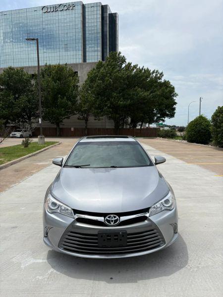 2016 Toyota Camry XLE