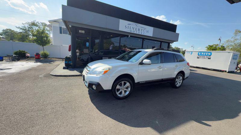 2013 Subaru Outback 2.5i Premium