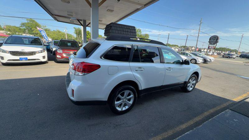 2013 Subaru Outback 2.5i Premium