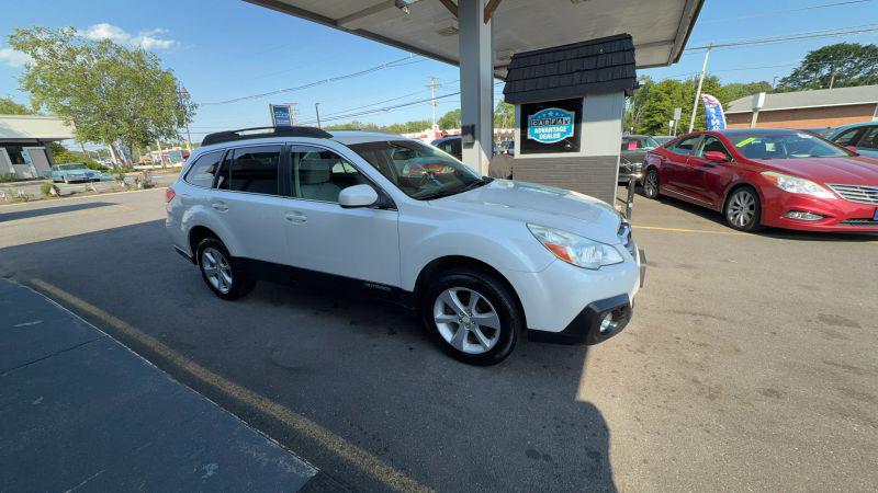 2013 Subaru Outback 2.5i Premium