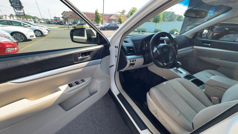 2013 Subaru Outback 2.5i Premium