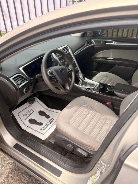 2016 Ford Fusion S