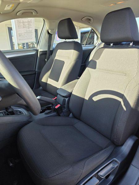 2015 Volkswagen Jetta 1.8T SE