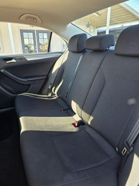 2015 Volkswagen Jetta 1.8T SE