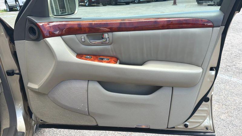 2003 Lexus LS 430 430