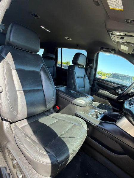 2021 Chevrolet Suburban 2WD LT