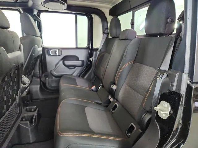 2023 Jeep Gladiator Sport