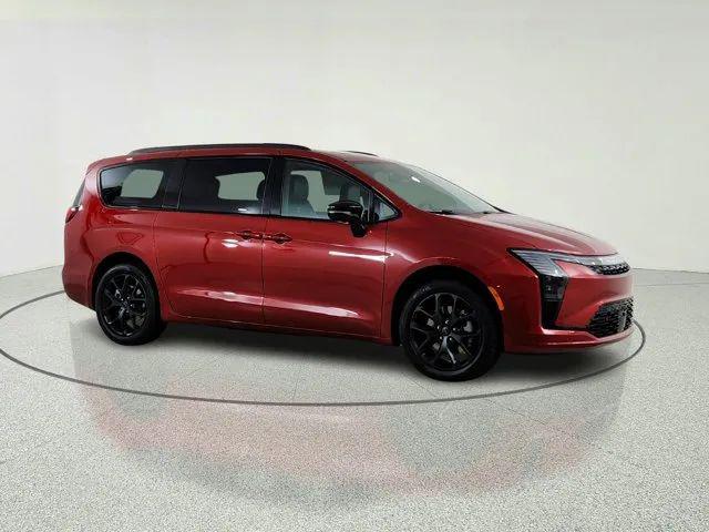 2027 Chrysler Pacifica Limited