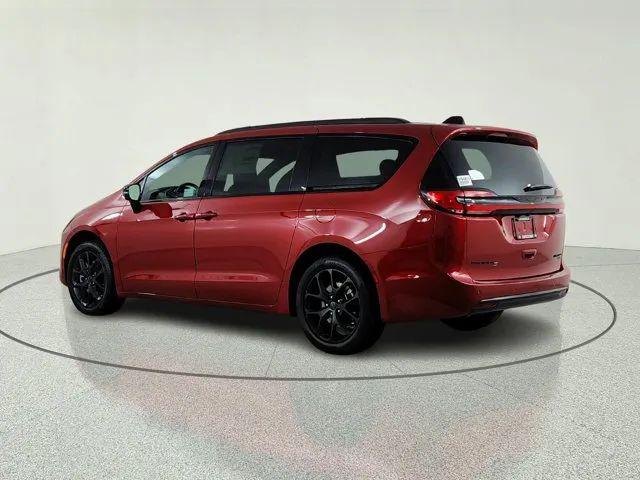 2027 Chrysler Pacifica Limited
