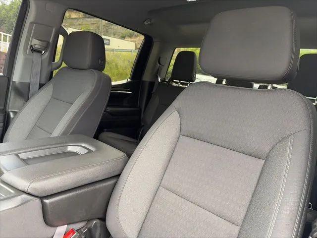 2023 Chevrolet Silverado 1500 4WD Crew Cab Short Bed LT with 2FL