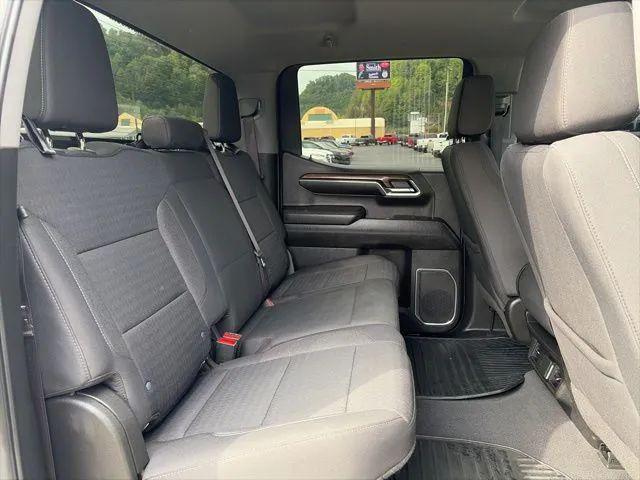 2023 Chevrolet Silverado 1500 4WD Crew Cab Short Bed LT with 2FL