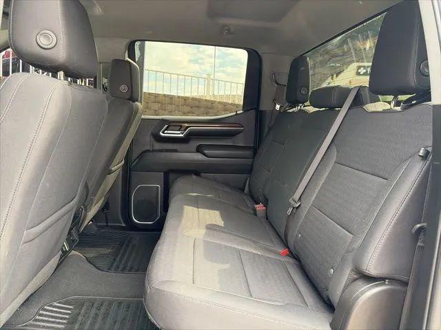 2023 Chevrolet Silverado 1500 4WD Crew Cab Short Bed LT with 2FL