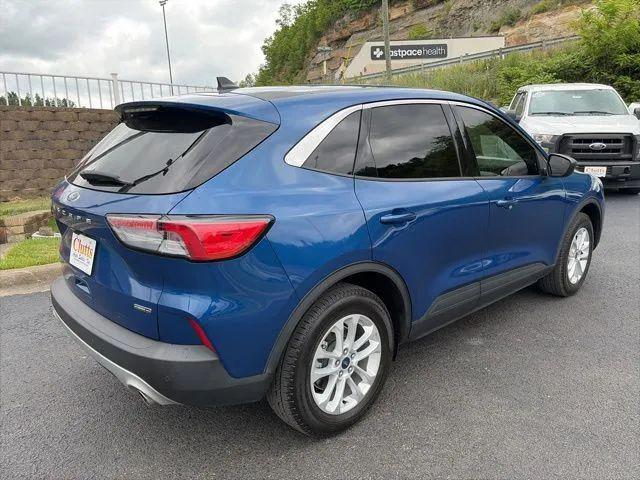 2022 Ford Escape SE Hybrid
