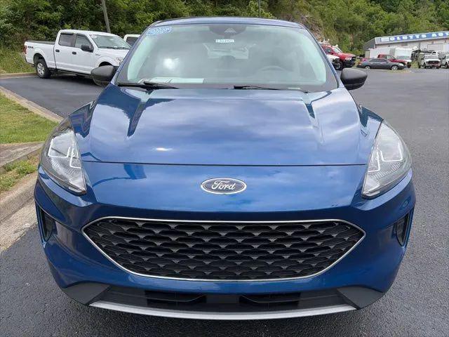 2022 Ford Escape SE Hybrid