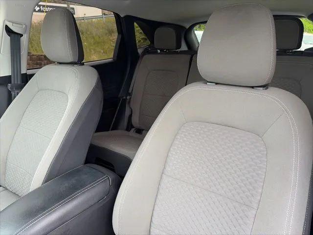 2022 Ford Escape SE Hybrid