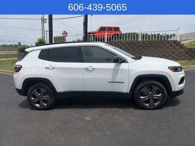 2022 Jeep Compass Latitude Lux 4x4
