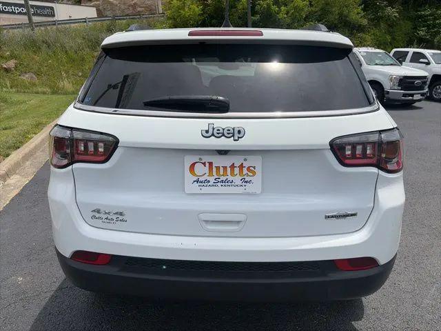 2022 Jeep Compass Latitude Lux 4x4