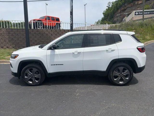 2022 Jeep Compass Latitude Lux 4x4