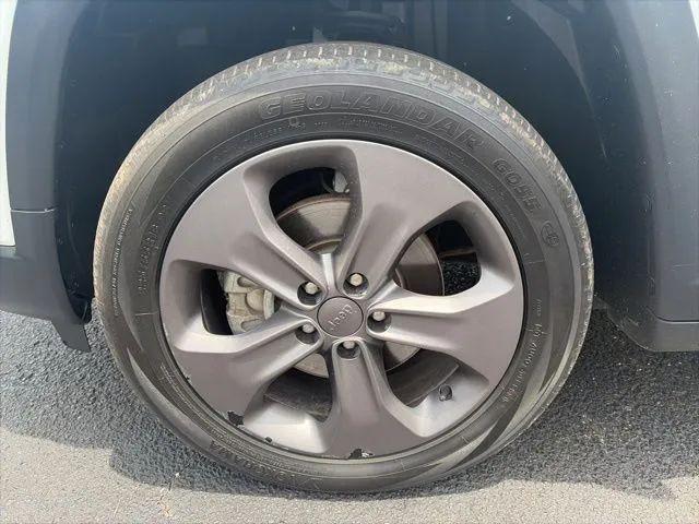 2022 Jeep Compass Latitude Lux 4x4