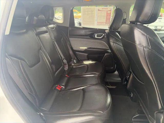 2022 Jeep Compass Latitude Lux 4x4