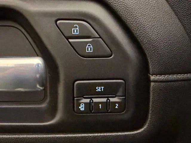 2020 GMC Sierra 2500HD 4WD Crew Cab Standard Bed SLT