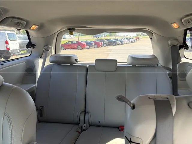 2011 Toyota Sienna XLE V6