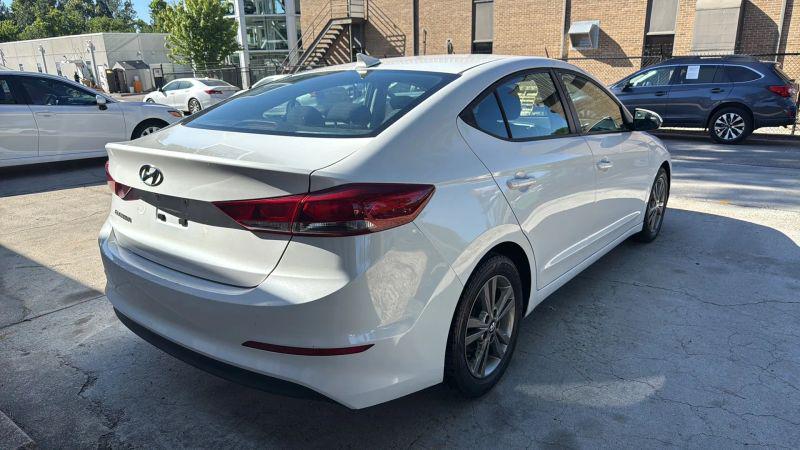 2018 Hyundai Elantra SEL