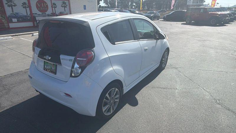 2015 Chevrolet Spark EV 2LT