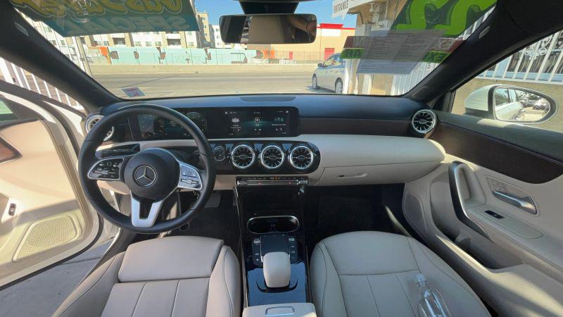 2022 Mercedes-Benz A 220 A 220