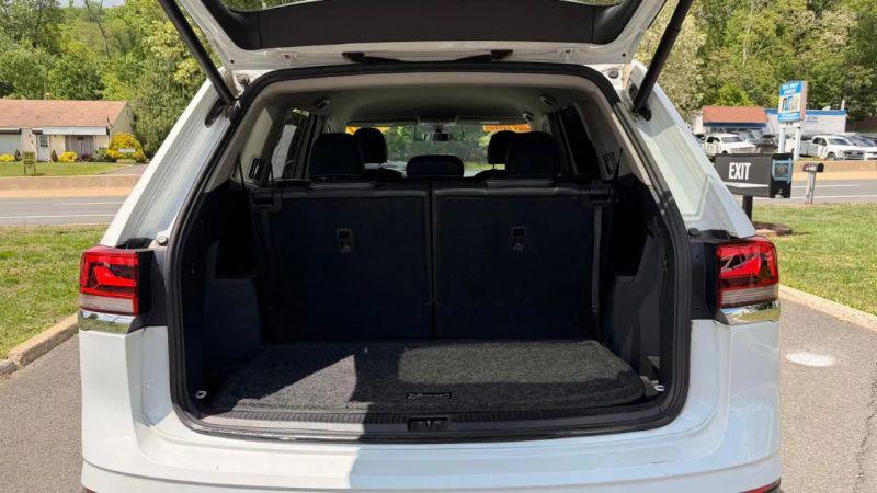 2021 Volkswagen Atlas 2.0T SE w/Technology