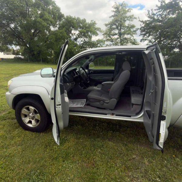 2006 Toyota Tacoma X-Runner