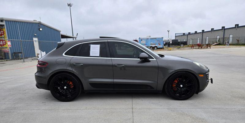 2015 Porsche Macan S