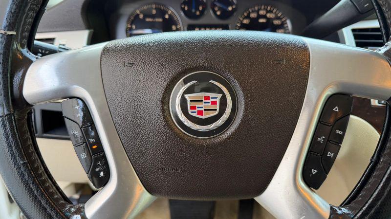 2007 Cadillac Escalade Standard