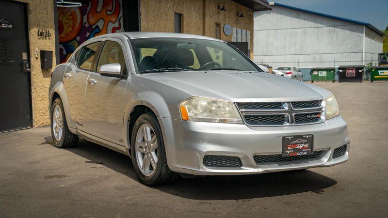 2012 Dodge Avenger SXT