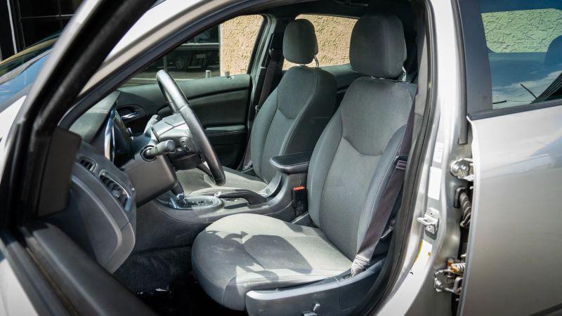 2012 Dodge Avenger SXT