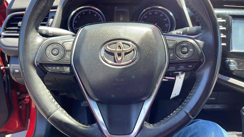 2020 Toyota Camry SE