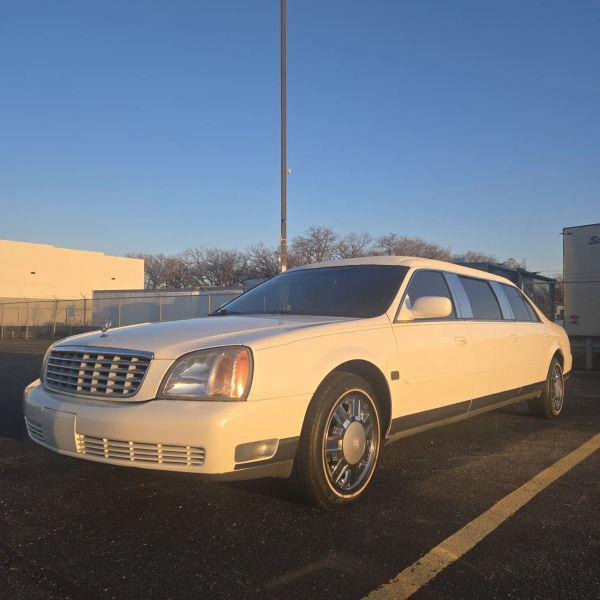 2000 Cadillac DeVille Standard