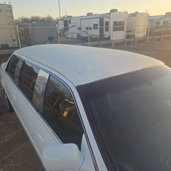 2000 Cadillac DeVille Standard