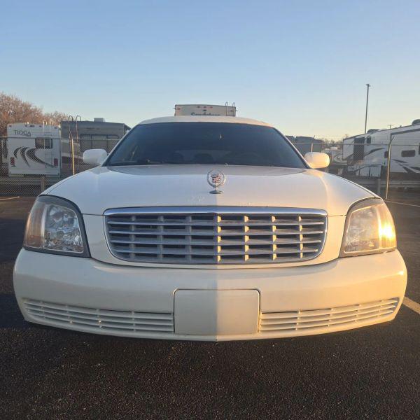 2000 Cadillac DeVille Standard
