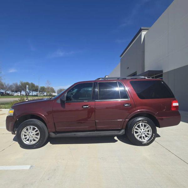 2011 Ford Expedition XLT