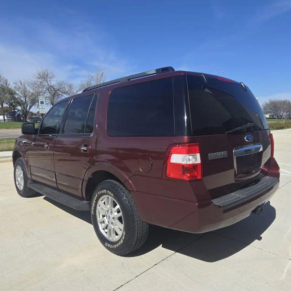 2011 Ford Expedition XLT