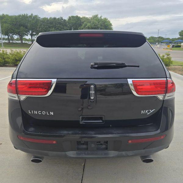 2013 Lincoln MKX Base