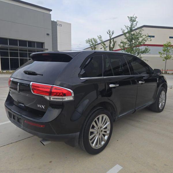 2013 Lincoln MKX Base