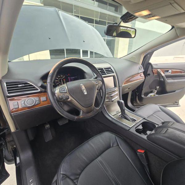2013 Lincoln MKX Base
