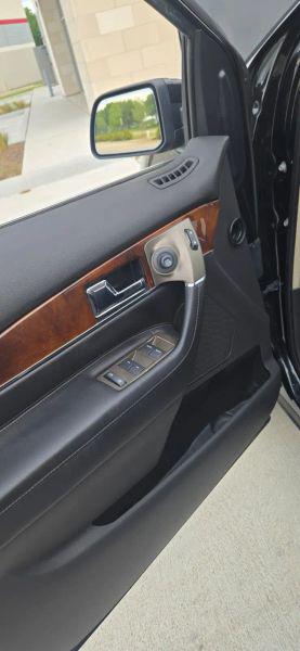 2013 Lincoln MKX Base