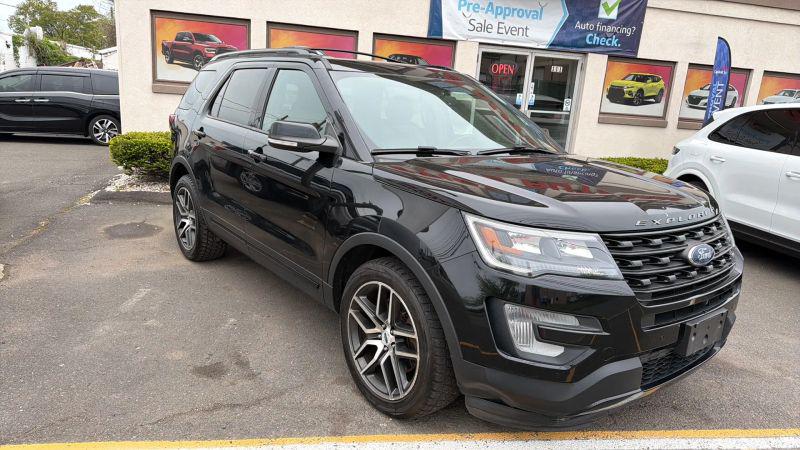 2017 Ford Explorer Sport