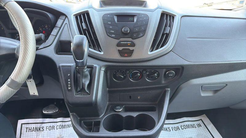 2015 Ford Transit Medium Roof w/Sliding Side Door w/RWB