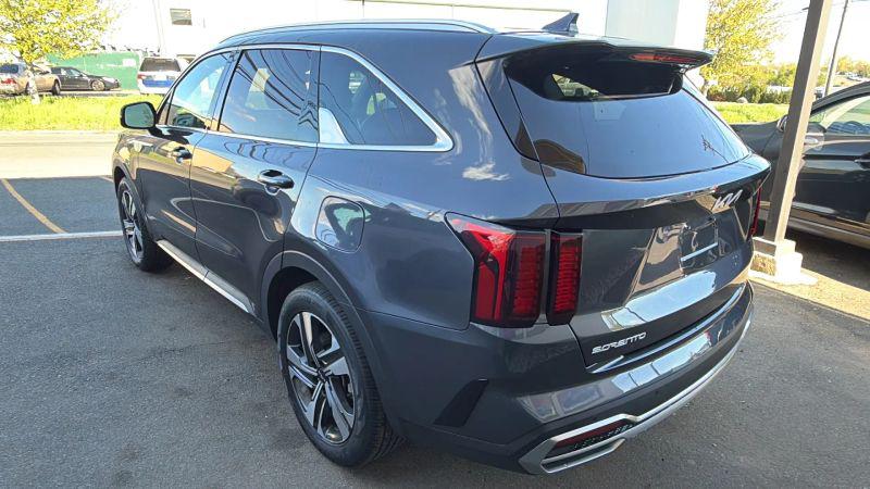 2023 Kia Sorento Hybrid EX