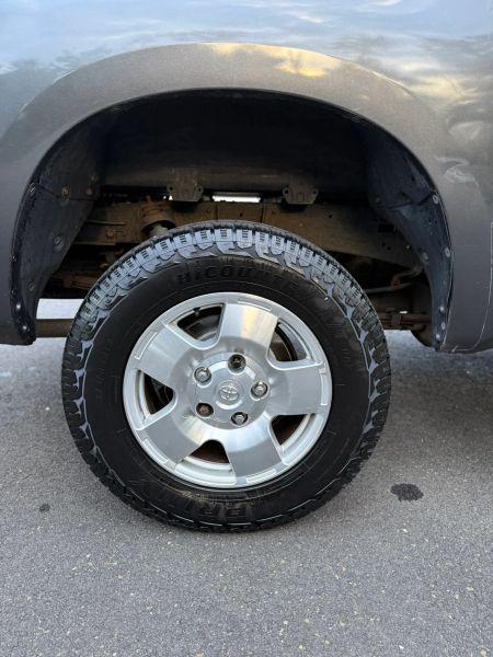 2011 Toyota Tundra Grade 5.7L V8