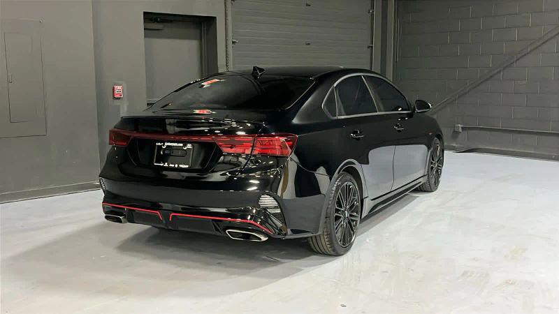 2023 Kia Forte GT Manual